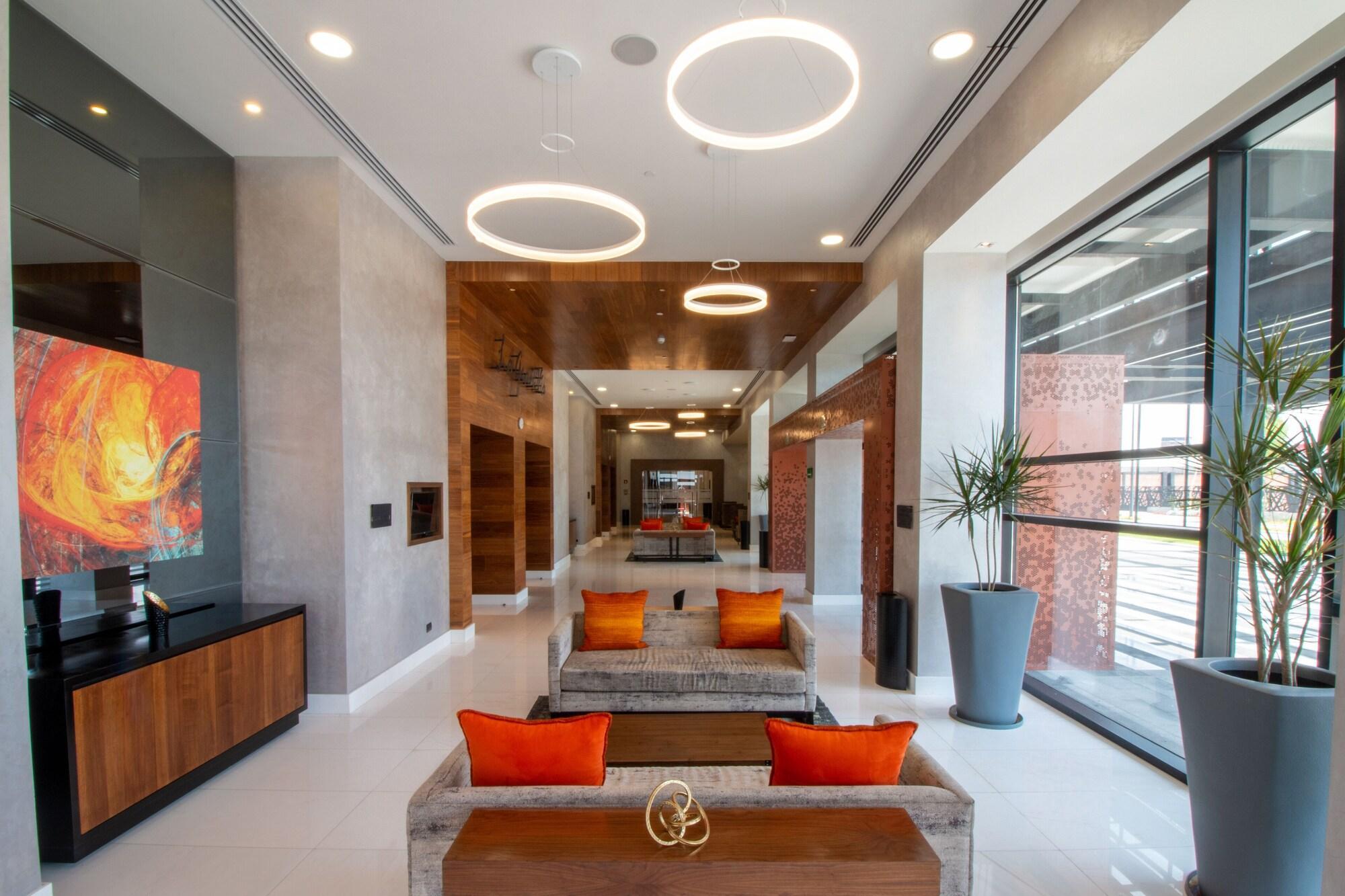 Doubletree By Hilton Celaya Celaya  Buitenkant foto
