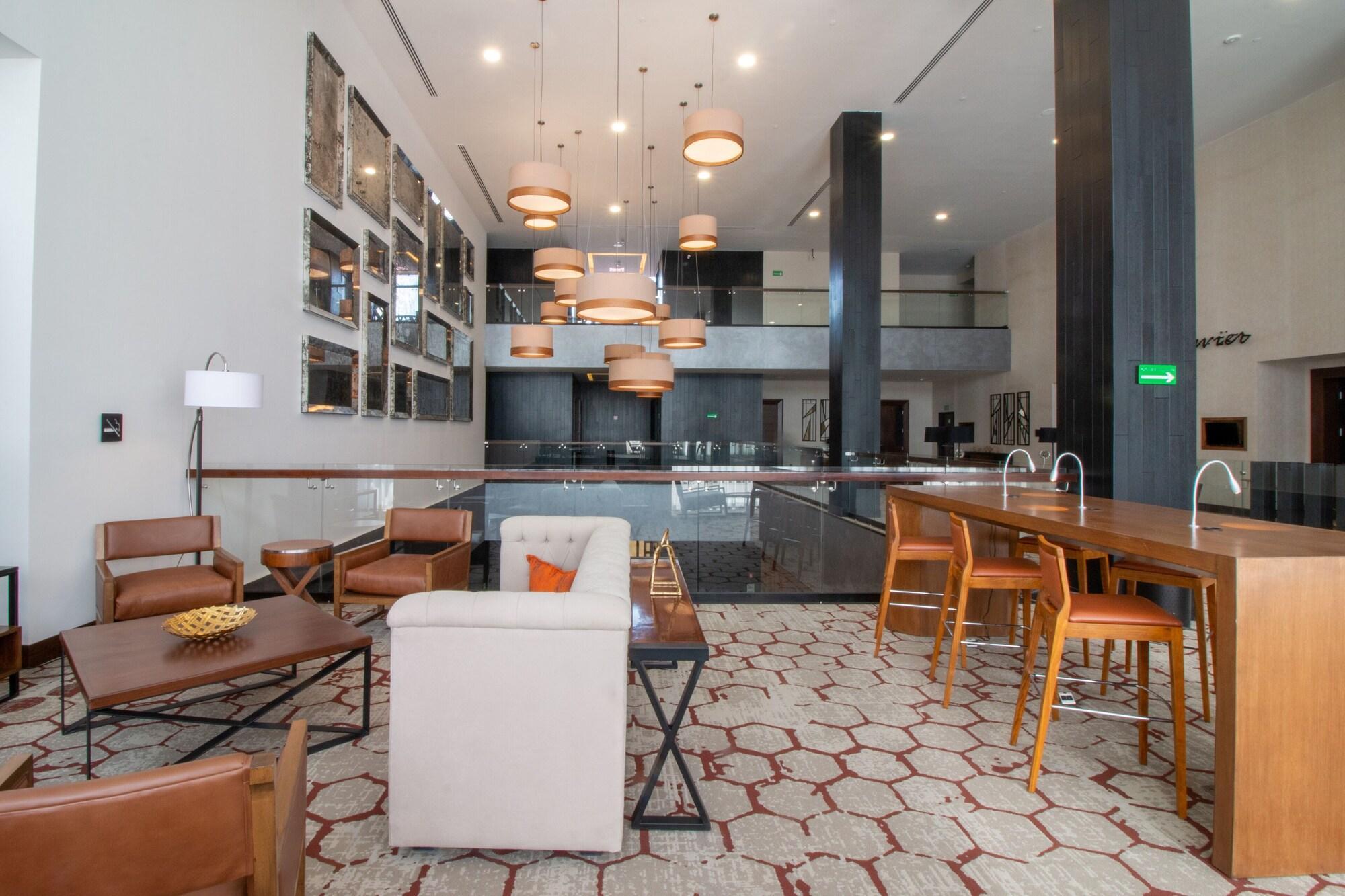 Doubletree By Hilton Celaya Celaya  Buitenkant foto