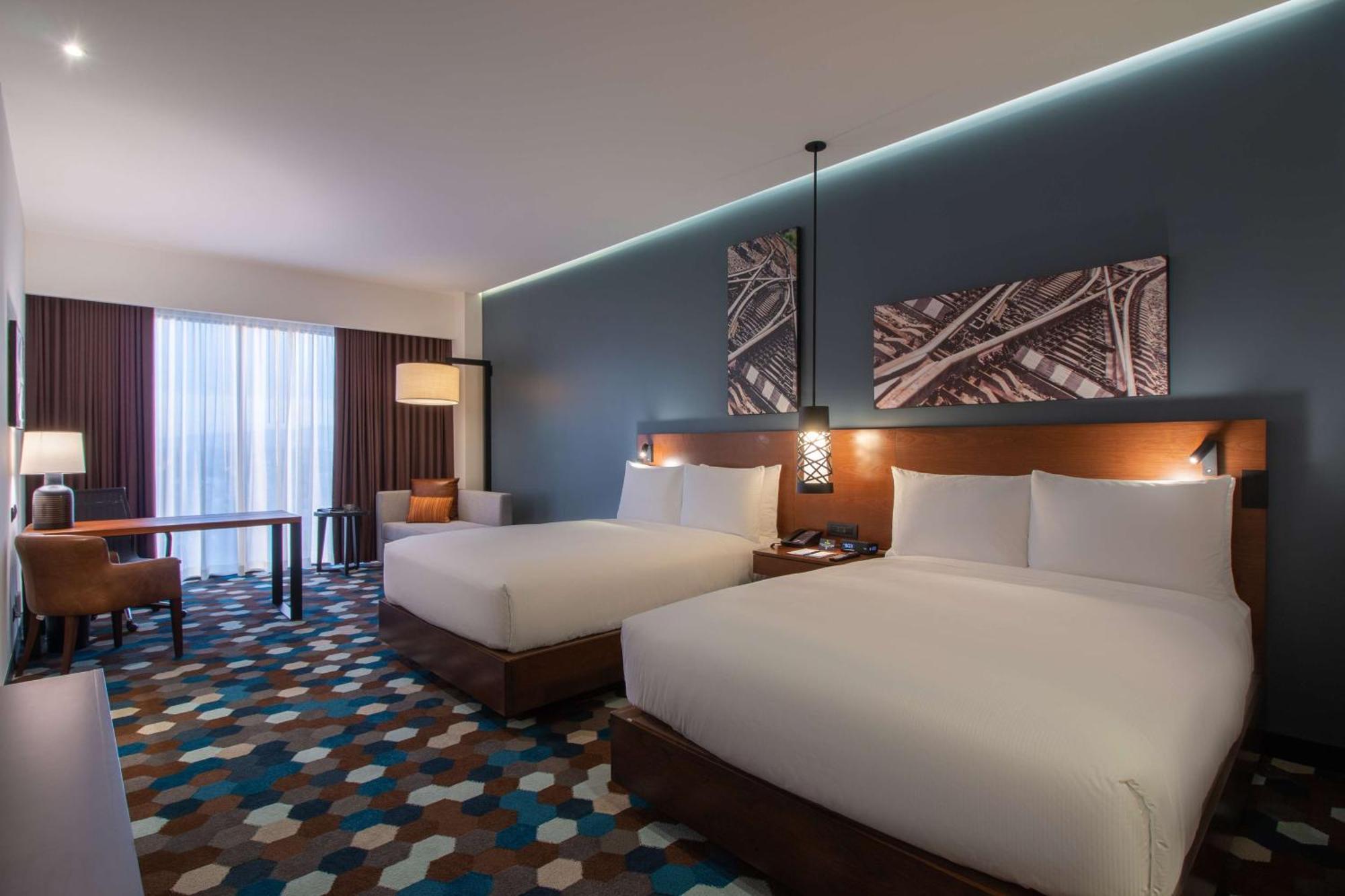 Doubletree By Hilton Celaya Celaya  Buitenkant foto