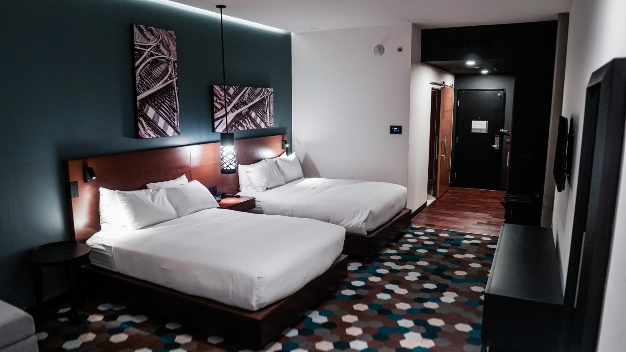Doubletree By Hilton Celaya Celaya  Buitenkant foto